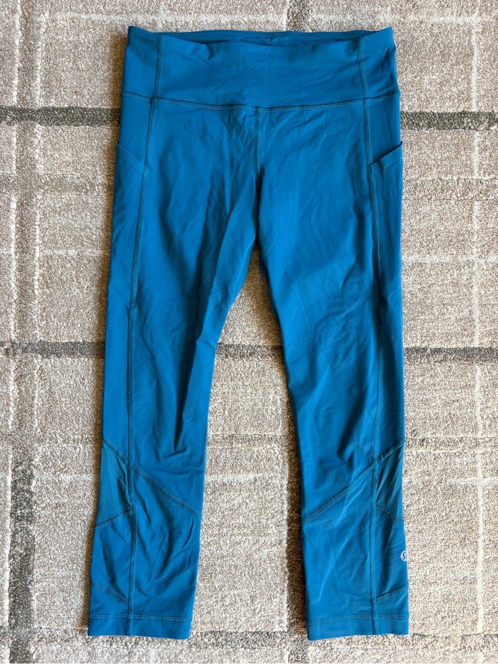 Lululemon Align Crop 21" Capri Blue Size 6 High-Rise EUC